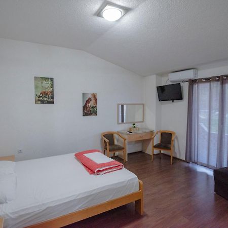 Hotel Kiko Bitola Exteriör bild
