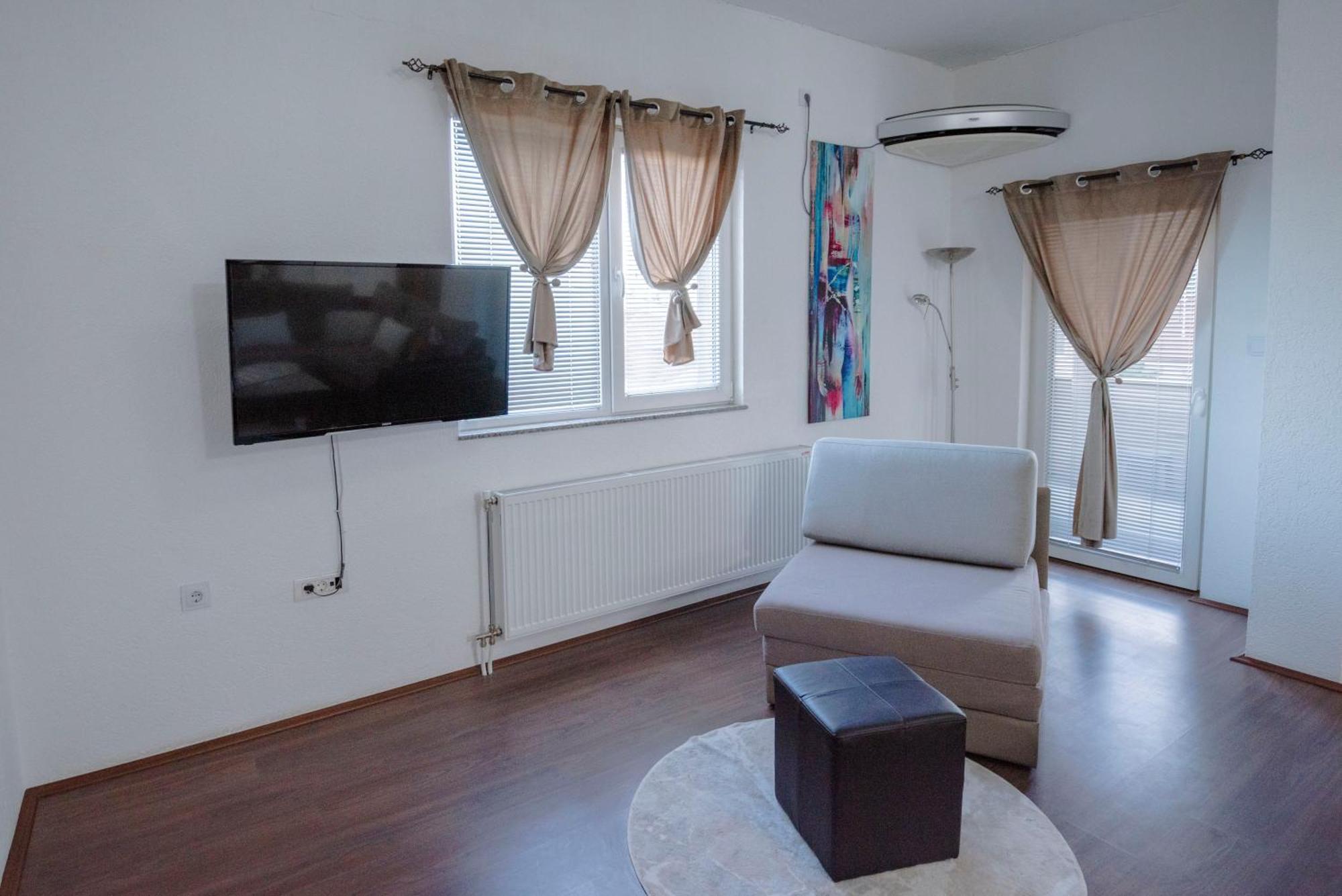 Hotel Kiko Bitola Exteriör bild