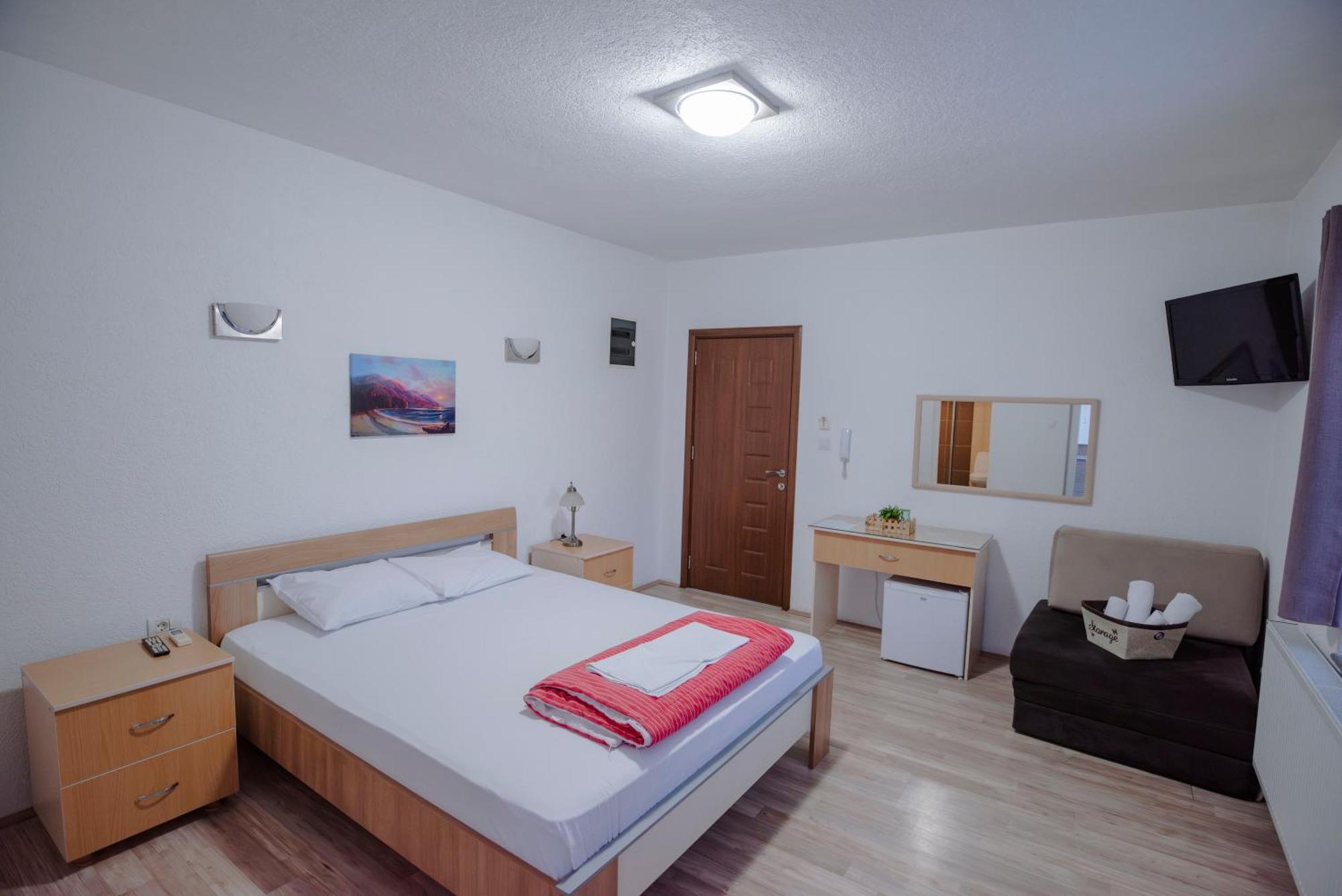Hotel Kiko Bitola Exteriör bild