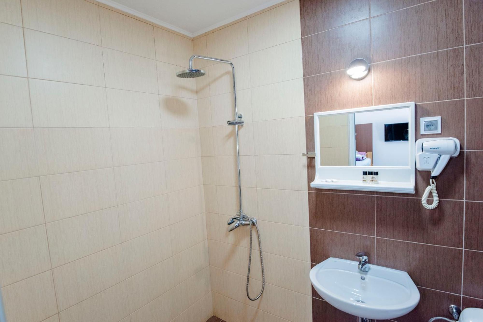 Hotel Kiko Bitola Exteriör bild