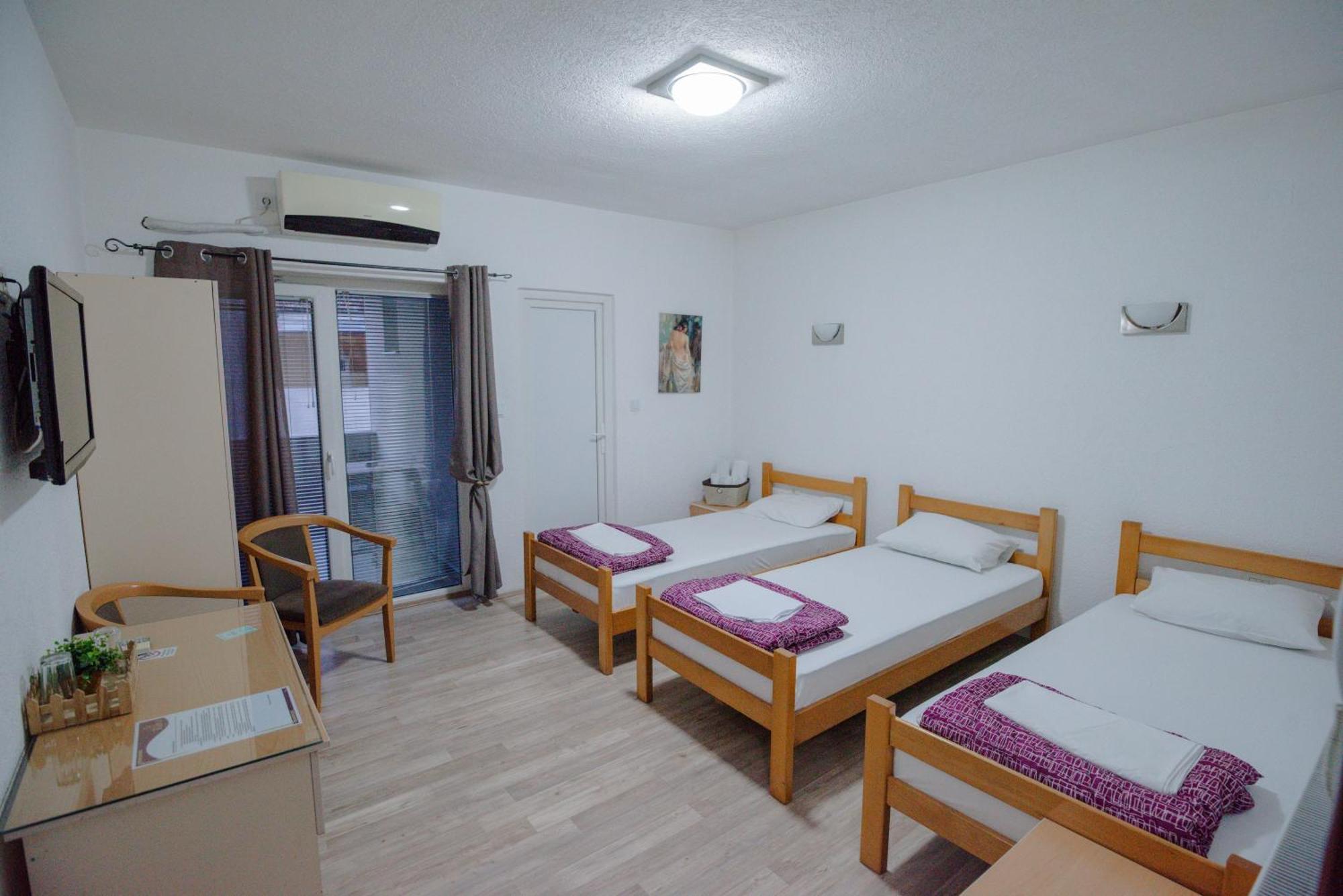 Hotel Kiko Bitola Exteriör bild